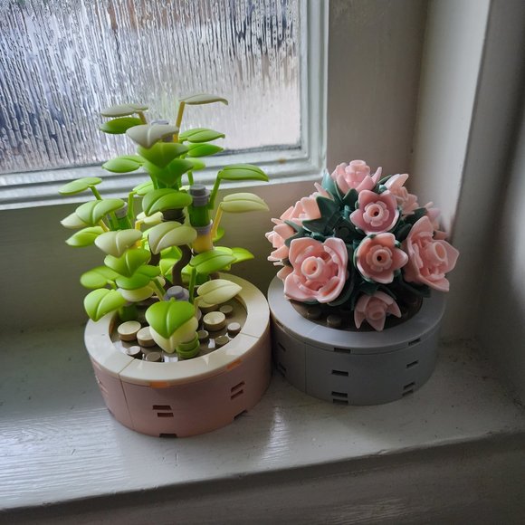 Meet your Posher. - Picture 1 of 1